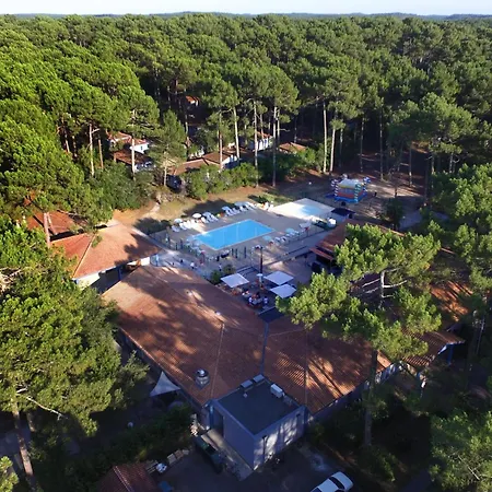 Landes, - With Terrace