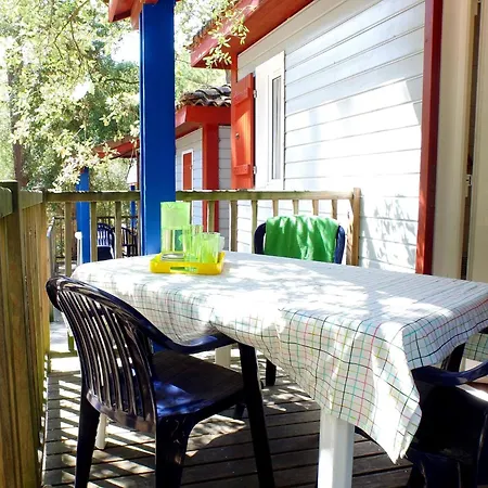 Landes, - With Terrace Holiday home